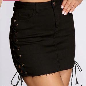 NWT Windsor Black Lace Skirt
